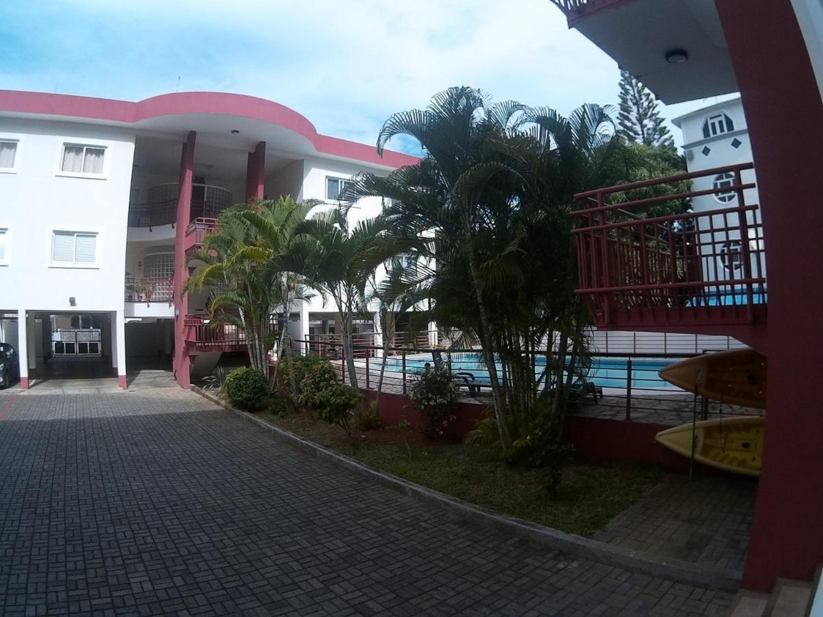 Oceanside Licenced Tourist Residence Flic-en-Flacq 外观 照片